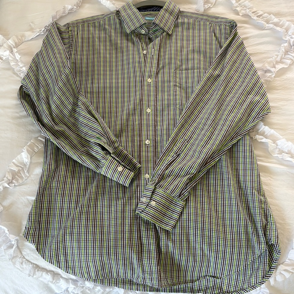 J. McLaughlin Men’s L Dress Shirt.